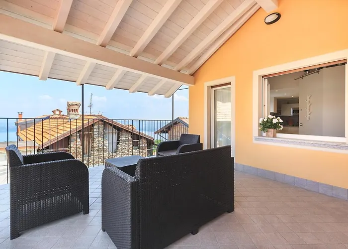 A Casa 19 - Romantic Apartament Massino Visconti